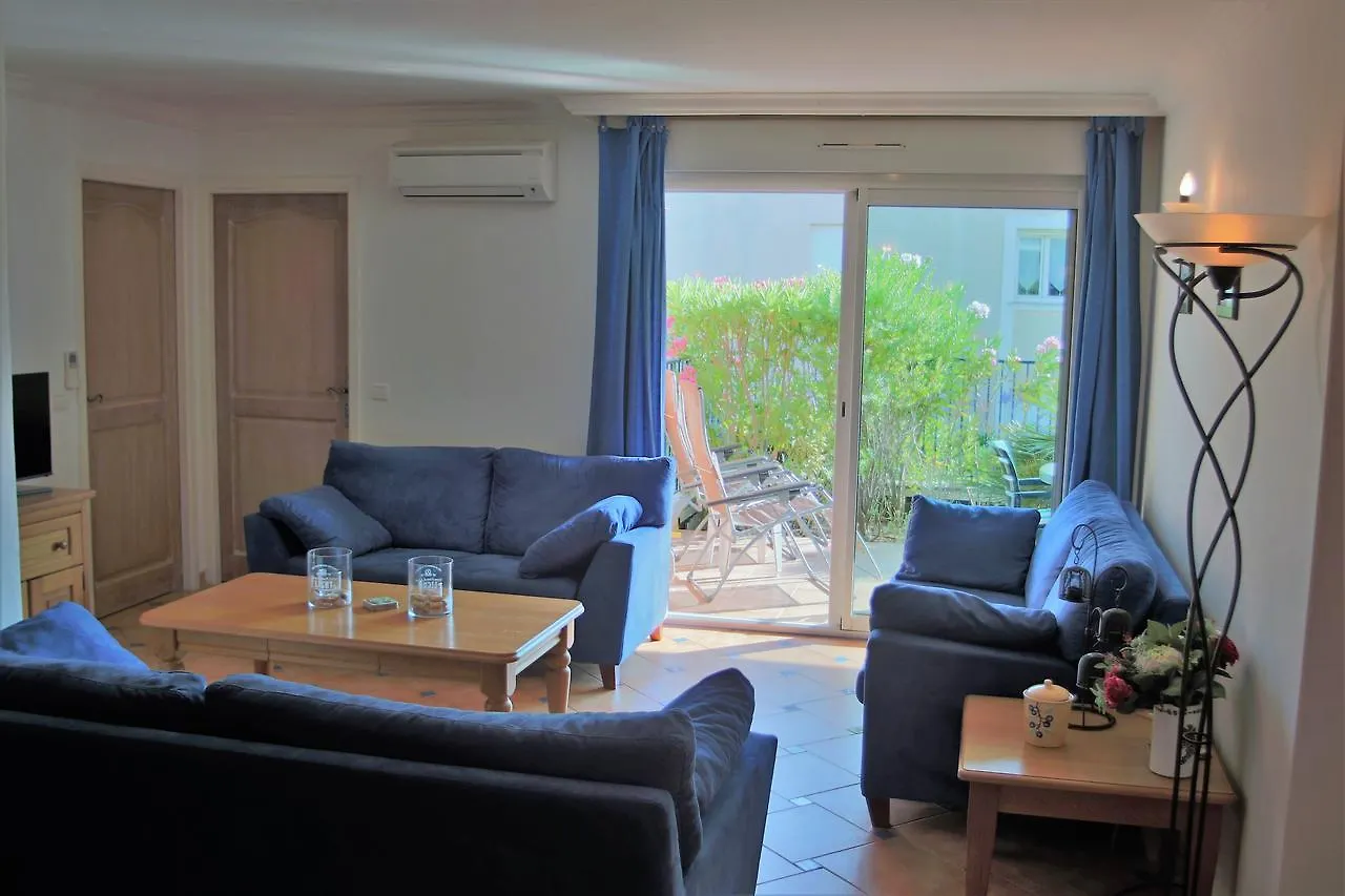 Appartement Les Pins Bleus A8 Sainte-Maxime France