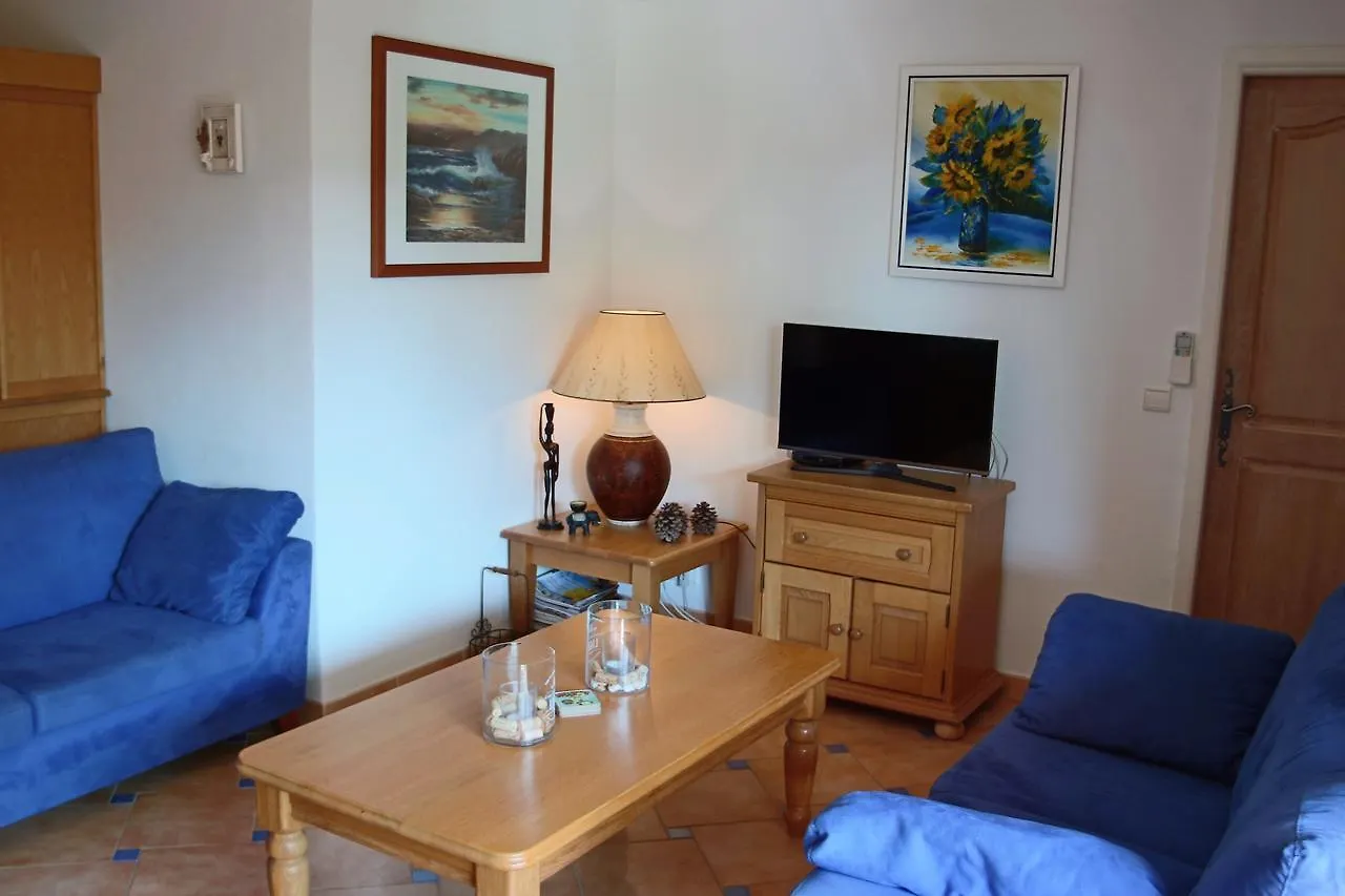 Apartment Appartement Les Pins Bleus A8 Sainte-Maxime