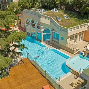 Les Tourelles Lejlighedshotel
